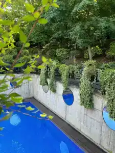 Seventeen Rooms - 20