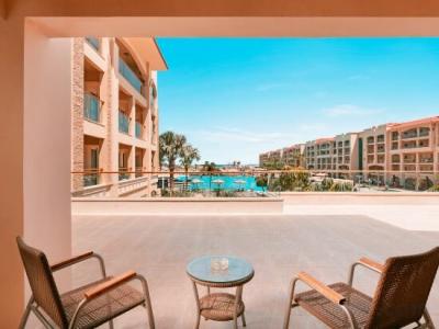 Albatros White Beach - 61