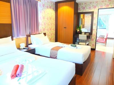 Baan Term Fun Saen Suk - 35