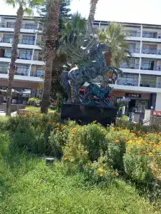 Truemars & Suites - 9