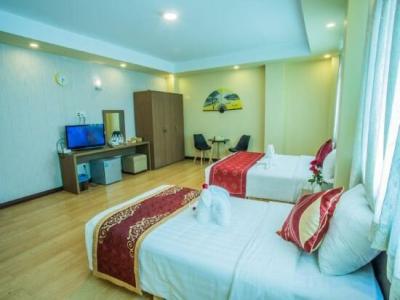 Golden Gate China Town - 38