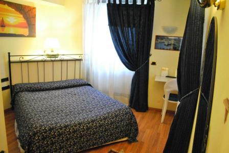 Il Loggiato Dei Serviti - 13