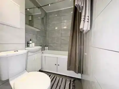 на Сергеева 19 - 11