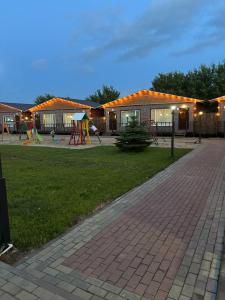 Придорожный комплекс - 30