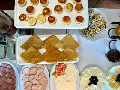 Метрополь - 70