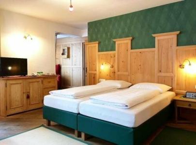 SIMPLE but EXCELLENT - 20