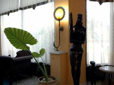 African Queen - 19