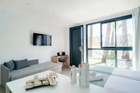 Alannia Salou - 37