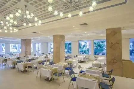 Royal Azur - 30