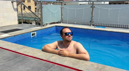 Коттедж с бассейном - 48