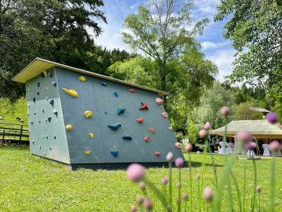 Kosis Sports Lifestyle - 3