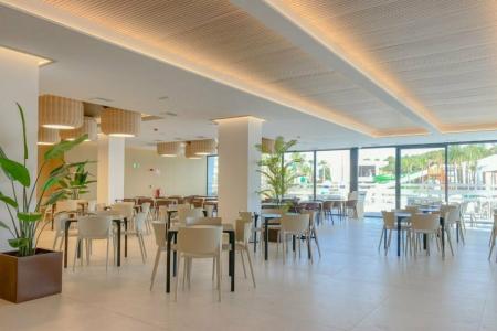 Alannia Salou - 41