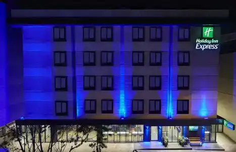 Holiday Inn Express Istanbul - Atakoy Metro - 2