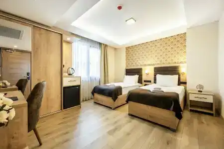 Emin Palace - 40