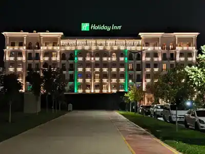 Holiday Inn City - 1
