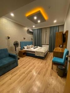Riverland Suites - 38