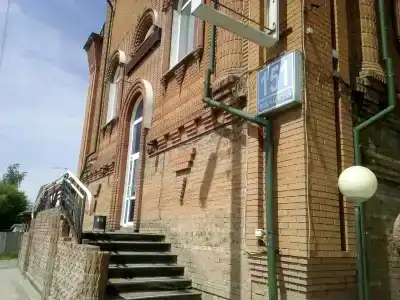 Alexis - 3