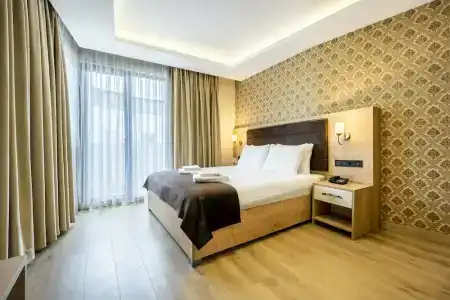 Emin Palace - 1