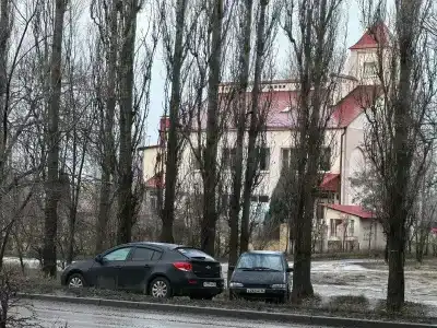 Набережная - 7