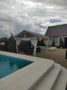 Три Моря - 36