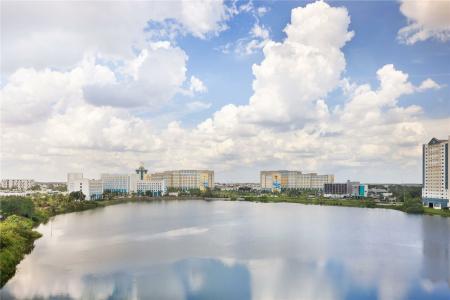 Ramada Plaza Resort & Suites By Wyndham Orlando International Drive - 7