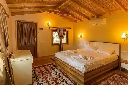 Secret Garden & Bungalows - 4