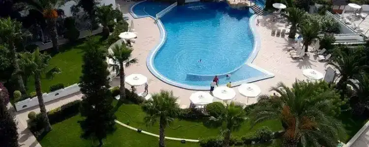 Royal Azur - 47