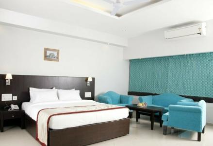 The Curzon Court - 24