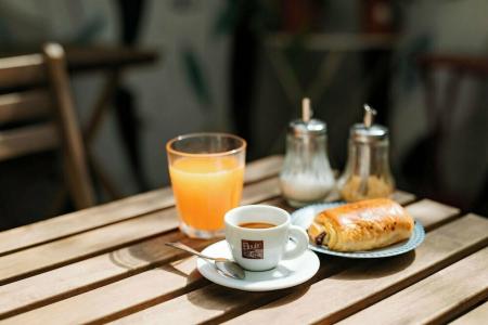 Tomato Backpackers - 5