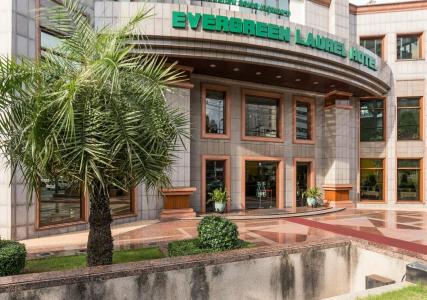 Evergreen Laurel Bangkok - 10