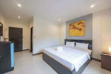 Baan Yuyen Karon Guesthouse - 39