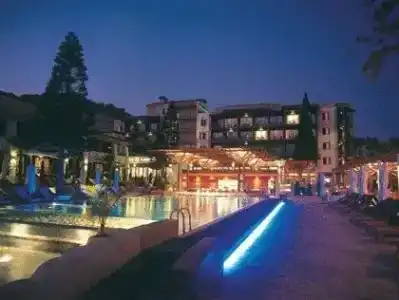 Columbia Beach Resort - 5