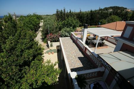 Metohi Georgila - 33