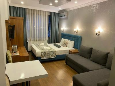 Riverland Suites - 44