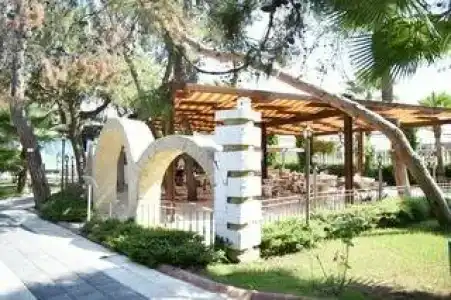 Linda Resort - 8