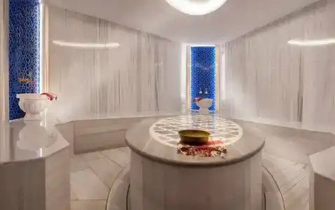 La Vita Suites - 39