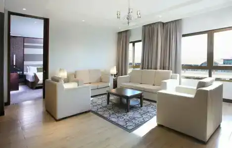 Metropolitan Dubai - 27
