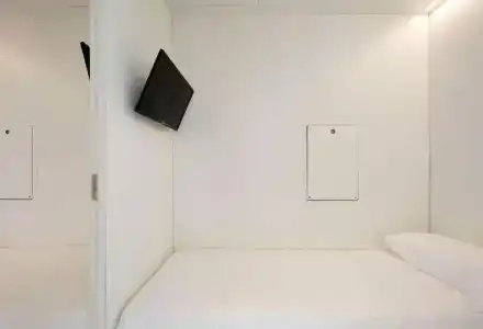 Bed & Boarding - 16