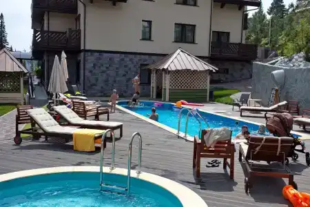 Губернский - 57