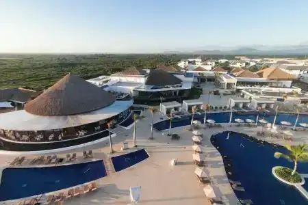 Royalton CHIC Punta Cana - 11