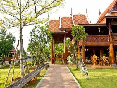 Bueng Bua Thong - 49