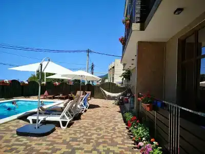 L-hotel - 13
