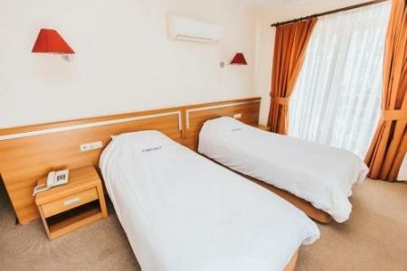 Gocek Unlu - 38