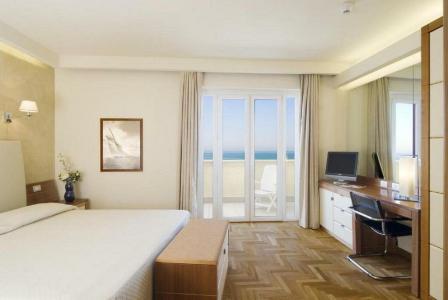 Grand & Riviera - 28