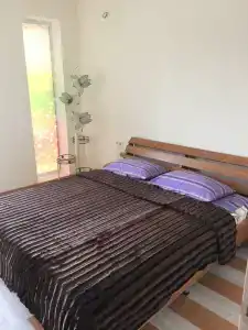Апра - 12