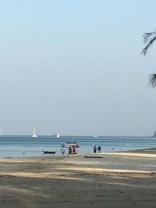 Gooddays Lanta Beach Resort Sha - 42