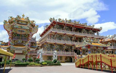 Pova Residence and Boutiques Resort - 1