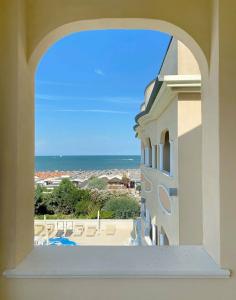 Derby Exclusive - 41