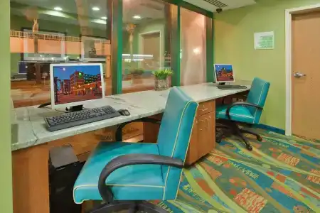 Holiday Inn & Suites North Beach, An Ihg - 1