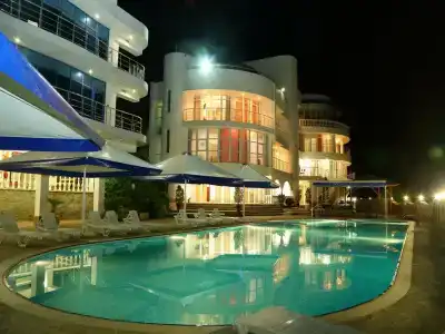 Маджестик - 3